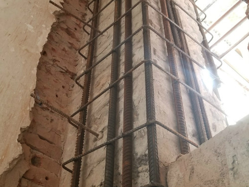 横截面增大加固